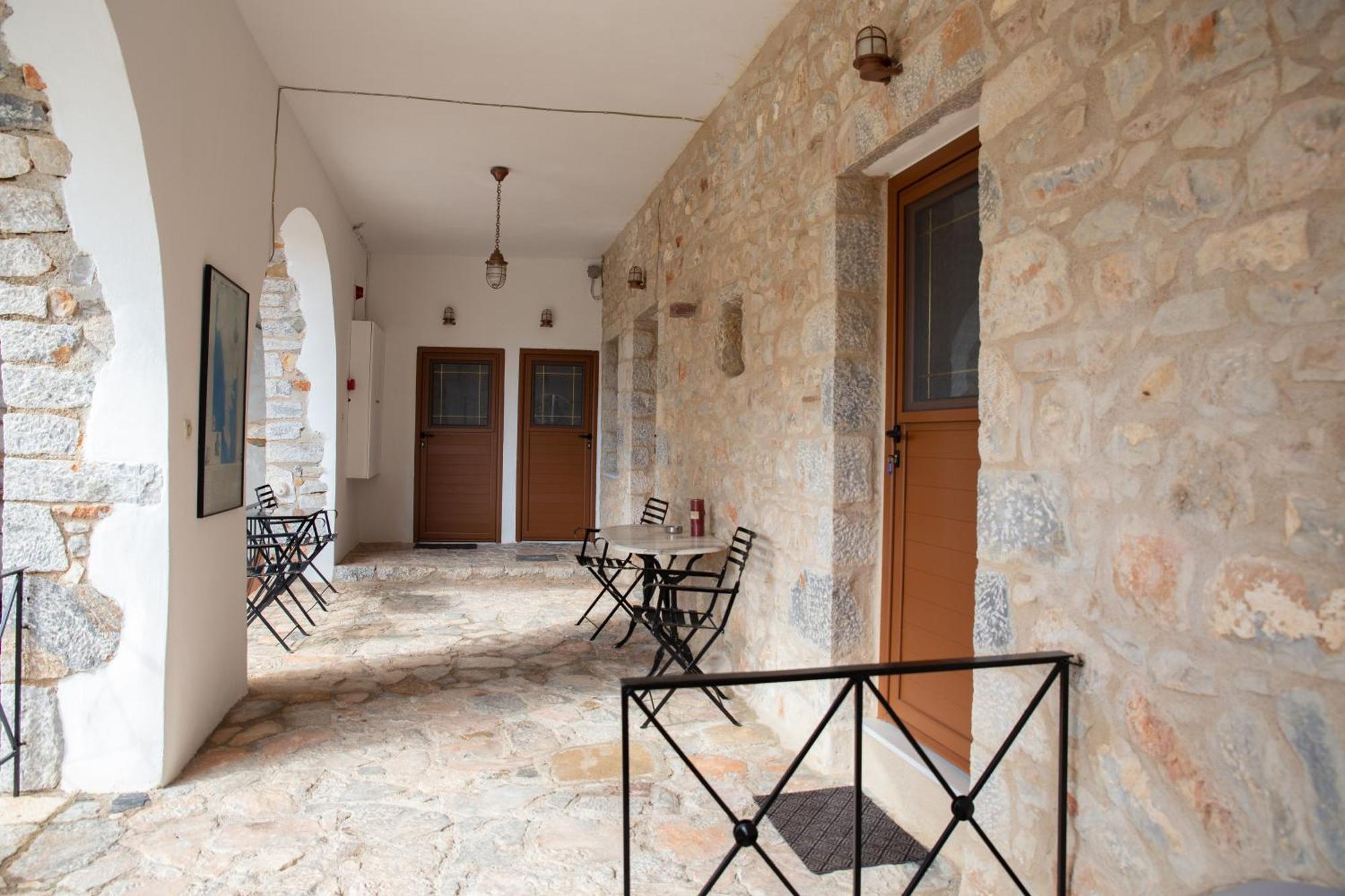 Traditional House Alepis In Areopolis Kültér fotó